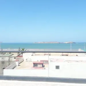 1 Min De La , Essaouira Maroc